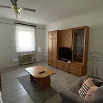 Feszek Apartmanhaz Apartment *