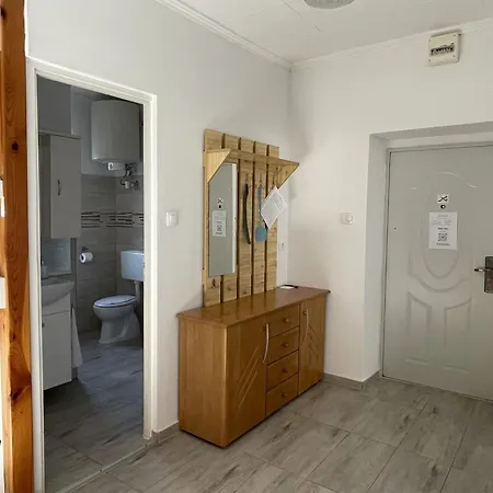Fészek Appartement *