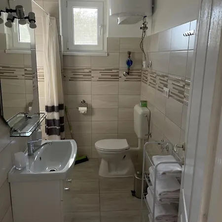 Διαμέρισμα Feszek Apartmanhaz Ταπόλκα